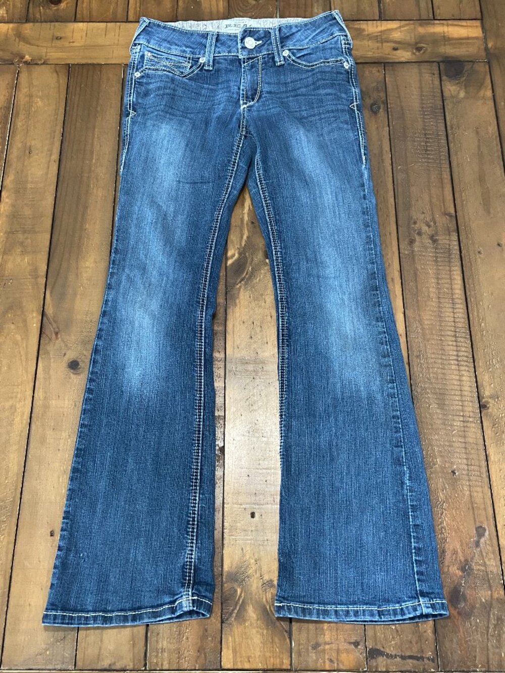Ariat R.E.A.L. Shayla Bootcut Jeans 27S Arrow Fit